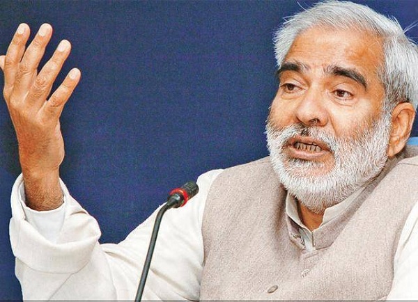 رگھونش پرساد سنگھ بولے پرانے زمانے میں رشی مہرشی  بھی کھاتے تھے بیف