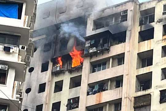 Mumbai-20-buildings-caught
