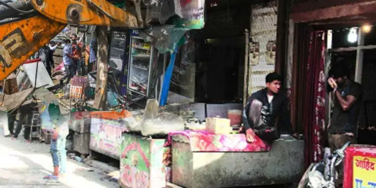 Delhi-Hundreds-of-meat-shop.webp